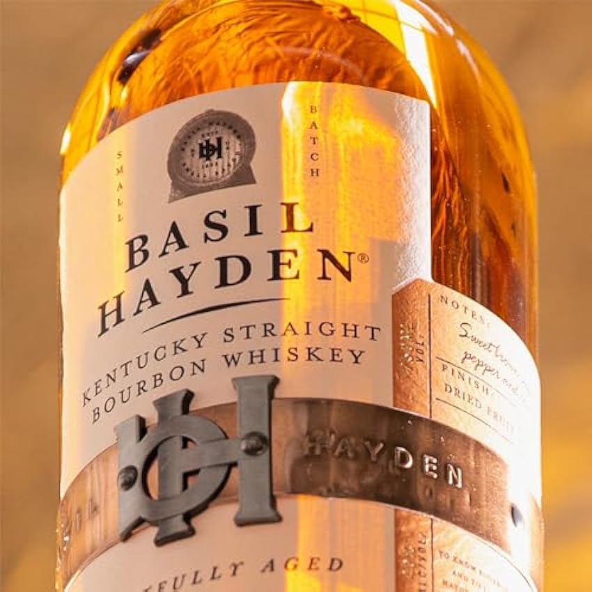 Basil Hayden´s 8 Year Old Kentucky Straight Bourbon Whisky (1 x 0.7 l) lsX4pDLR